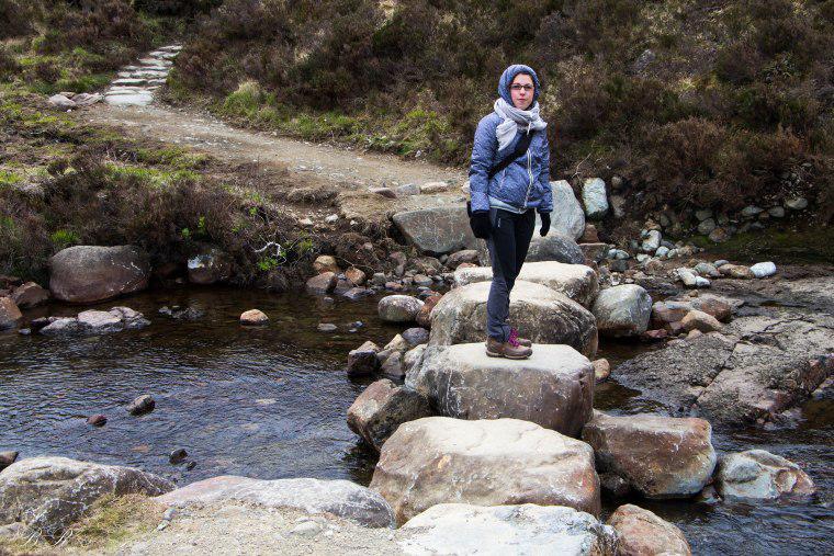 Sempre in maggio, ma clima diverso: Fairy Pools, Isola di Skye tutta imbacuccata e con i guanti! (scusate la pessima faccia ahahah)