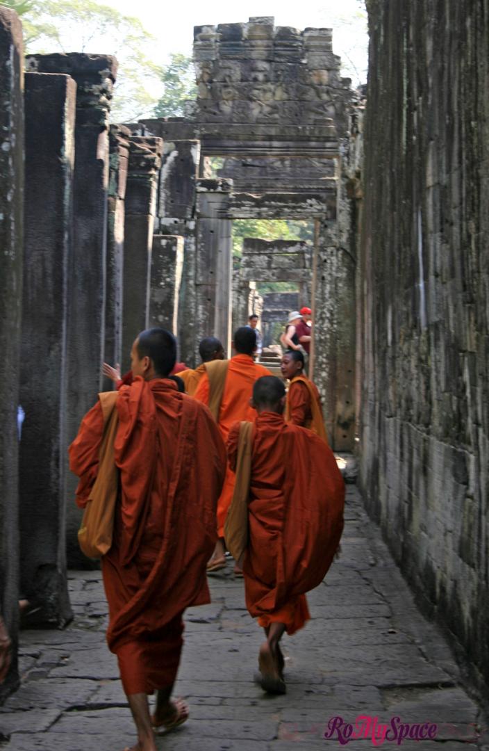 Tempio bayon - monaci buddisti